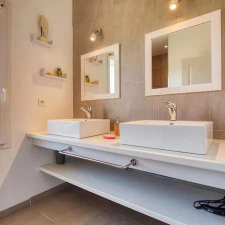 Jusant By Interhome Villa Vensac